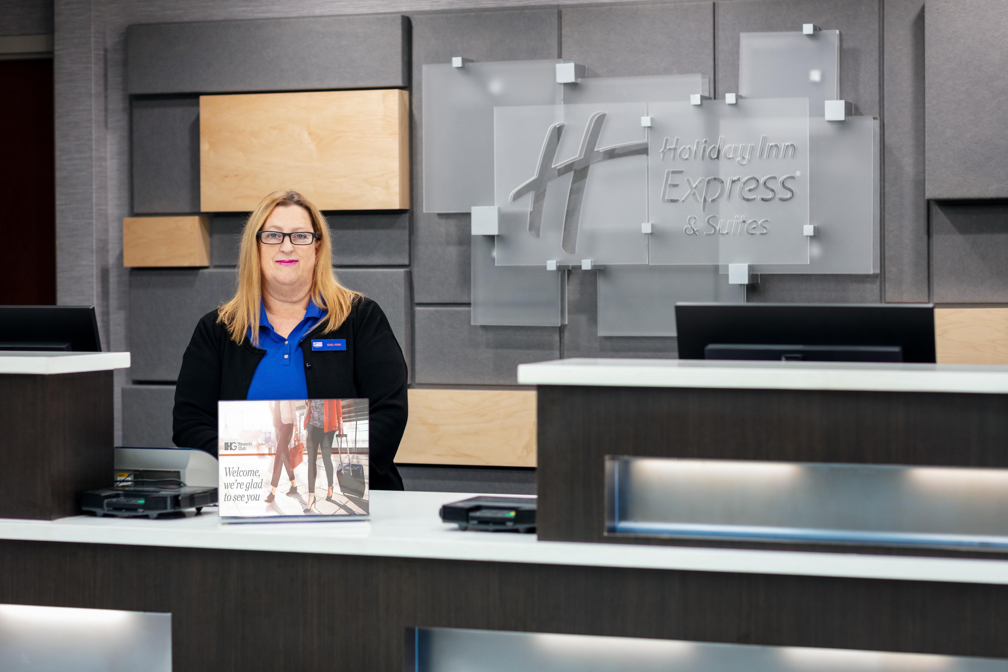 Holiday Inn Express & Suites Milton East I-10 By Ihg Esterno foto