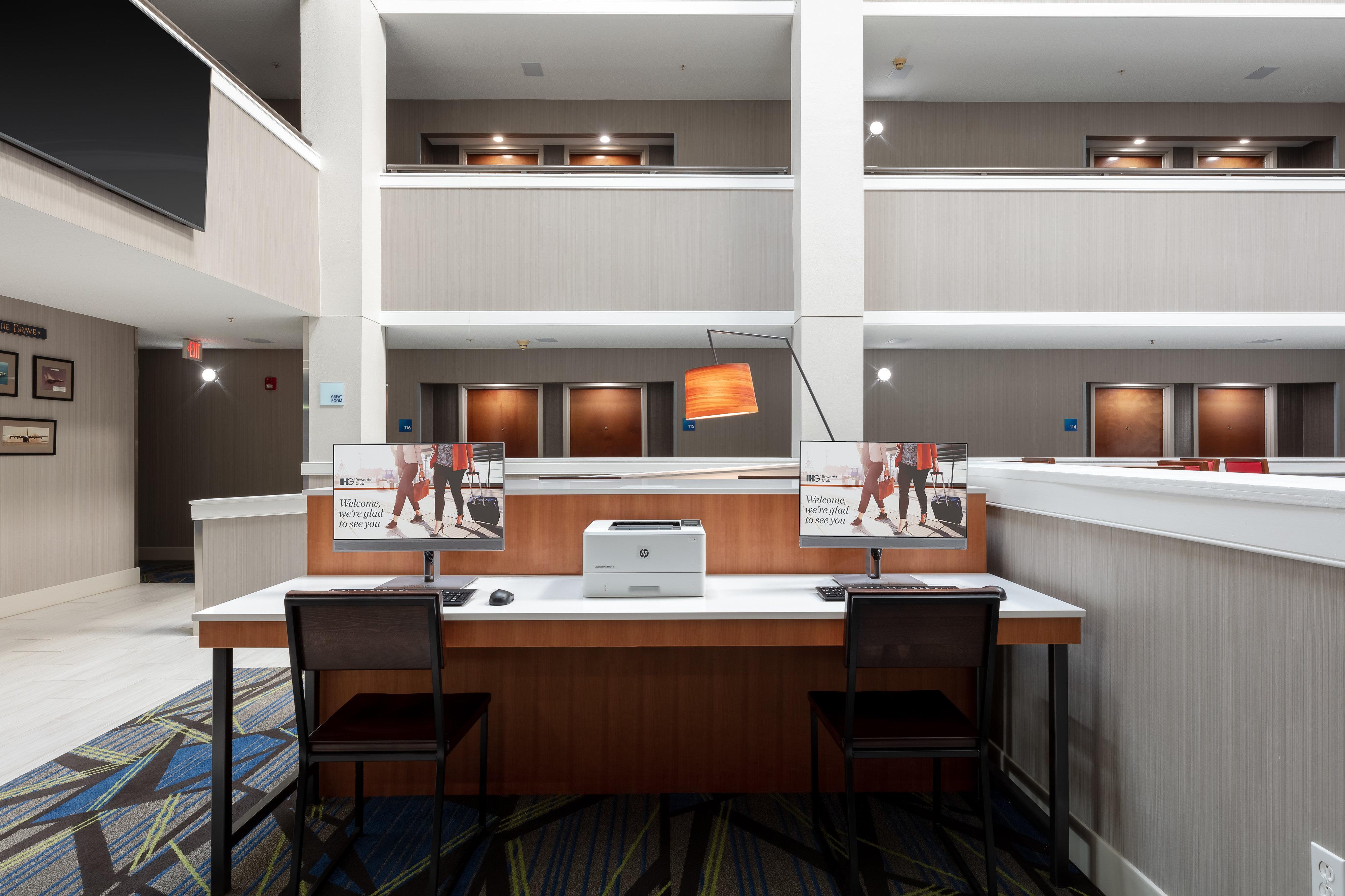 Holiday Inn Express & Suites Milton East I-10 By Ihg Esterno foto