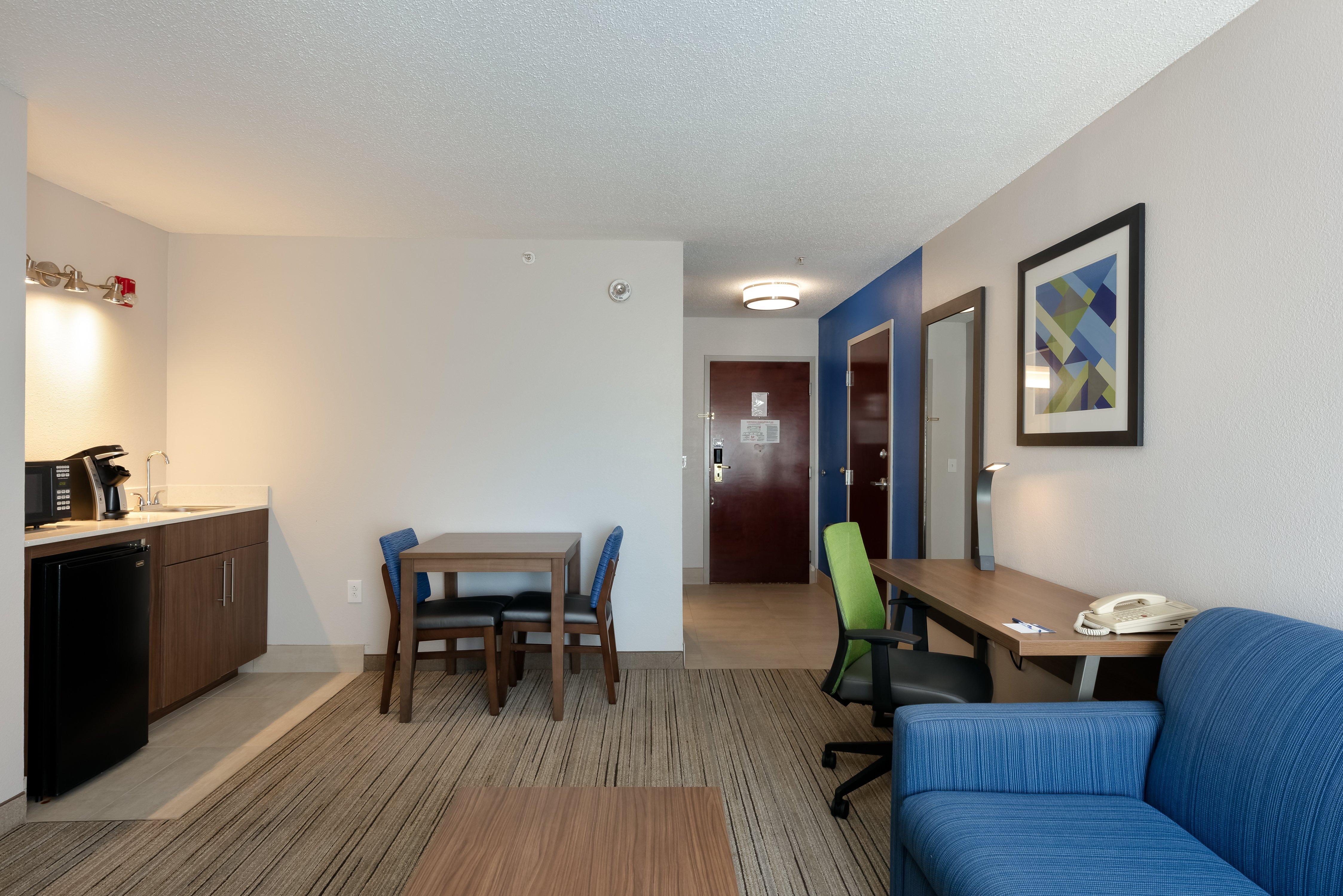 Holiday Inn Express & Suites Milton East I-10 By Ihg Esterno foto