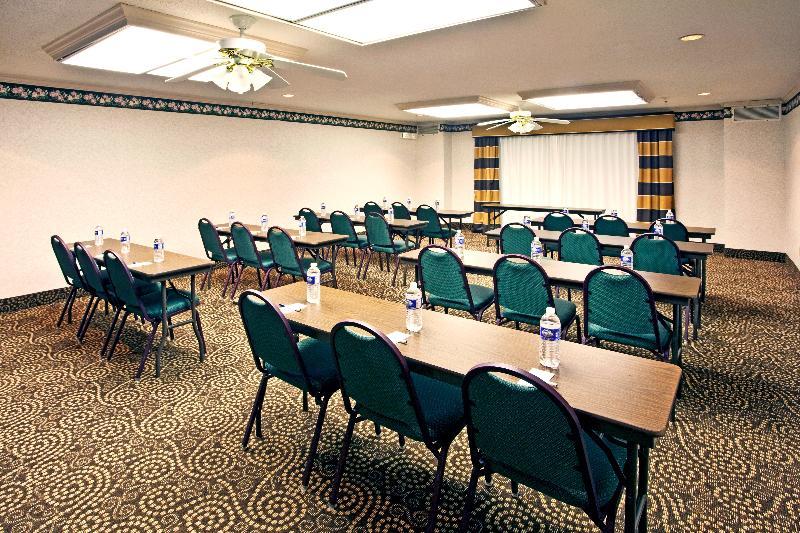 Holiday Inn Express & Suites Milton East I-10 By Ihg Esterno foto